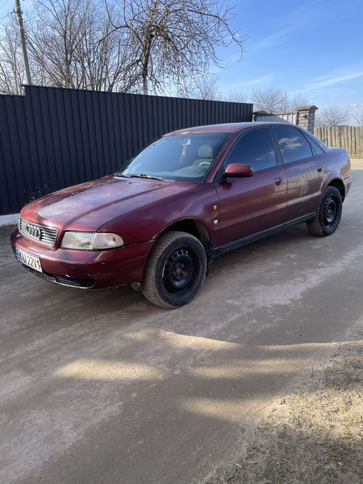 продам audi a4 b5