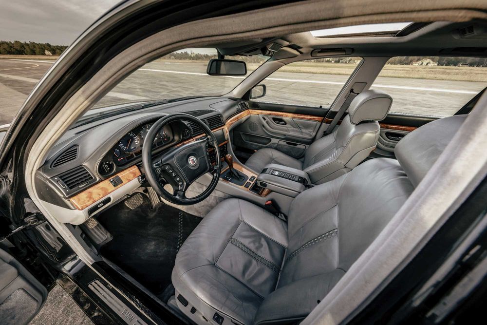 BMW ALPINA B12 5,7 E38