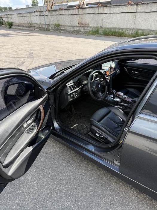 Продам BMW F30 328i В гарному стані
