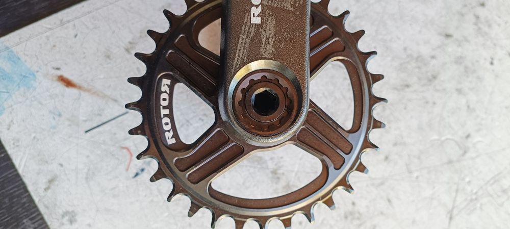 Pedaleira ROTOR com prato de 32 furos