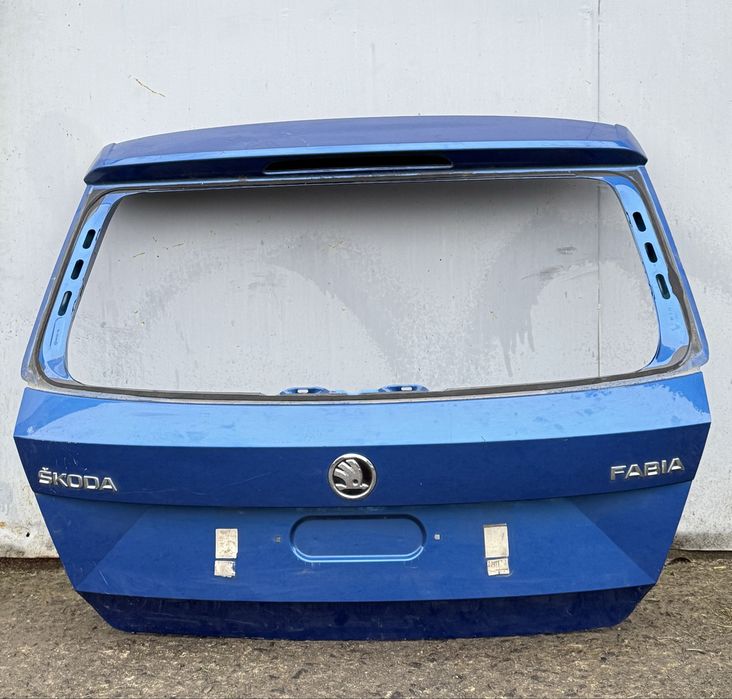 Кришка багажника шкода фабія 3 ляда skoda fabia 3