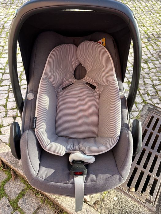 Cadeira Auto Bebe Confort Peable Pro I-size + Base Isofix