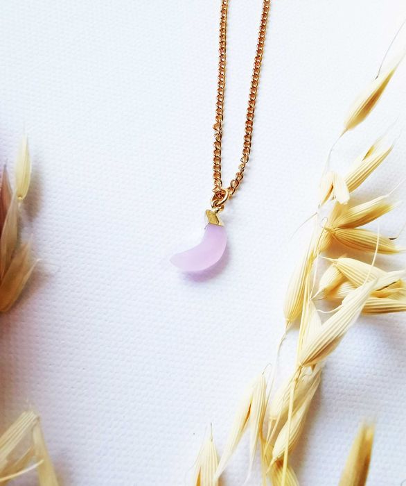 Naszyjnik z kryształu górskiego.