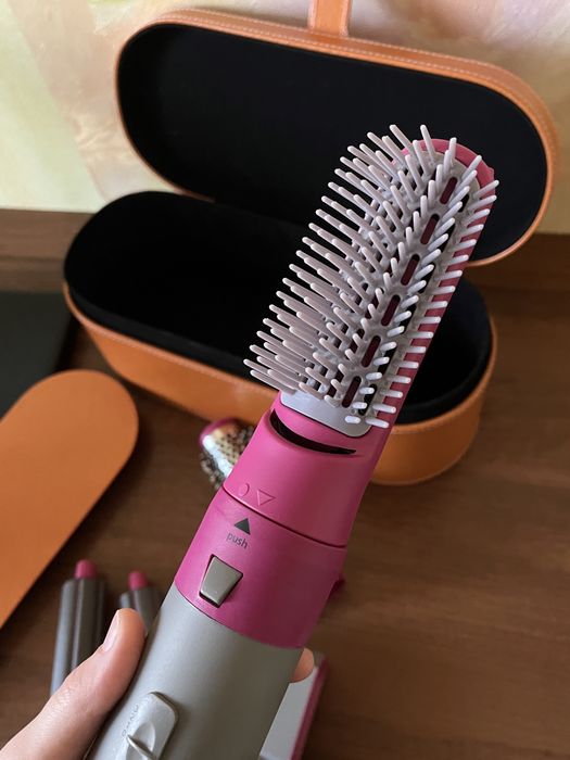 Фен з насадками