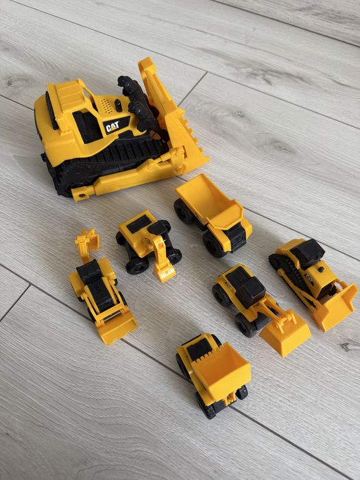 Будівельна техніка, бульдозер, екскаватор, вантажівка, бетономішалка