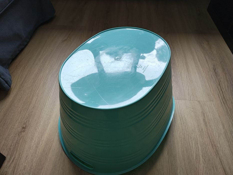 Miska turkusowa plastikowa