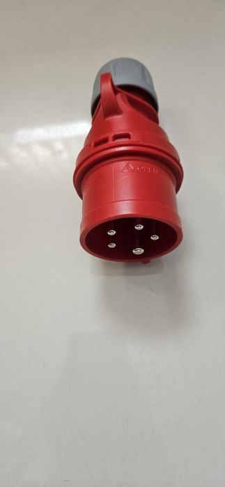 Wtyczka siłowa ze zmianą faz 16A/5P IP44