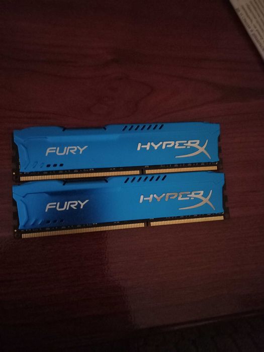 2 планки по 8гб ддр3 1866Mгц 800грн