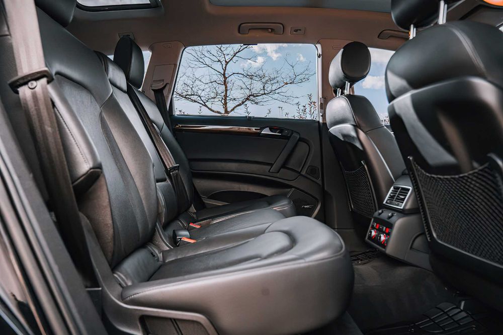 Audi Q7 quattro Prestige      2012