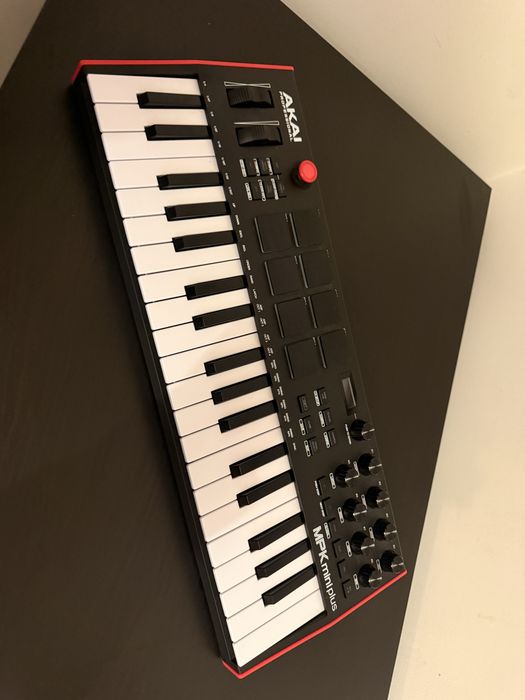 AKAI MPK mini plus