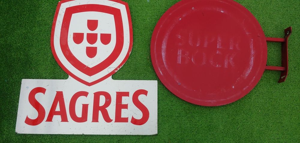 Placards de publicidade antigos