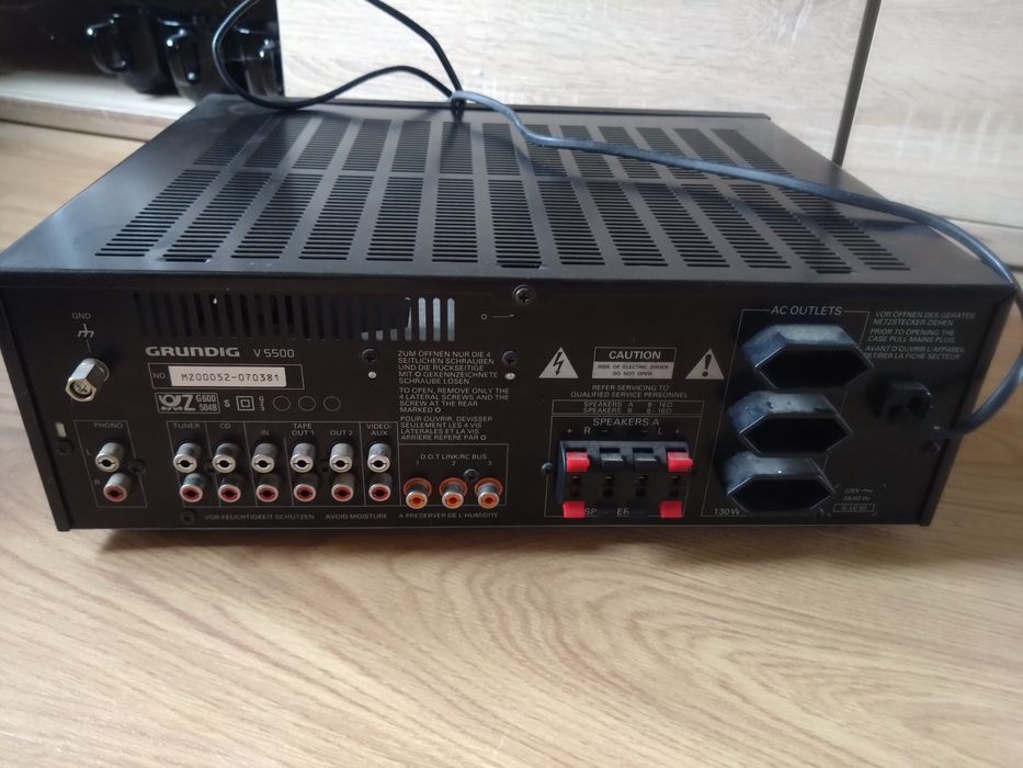 Wzmacniacz Grundig V5500