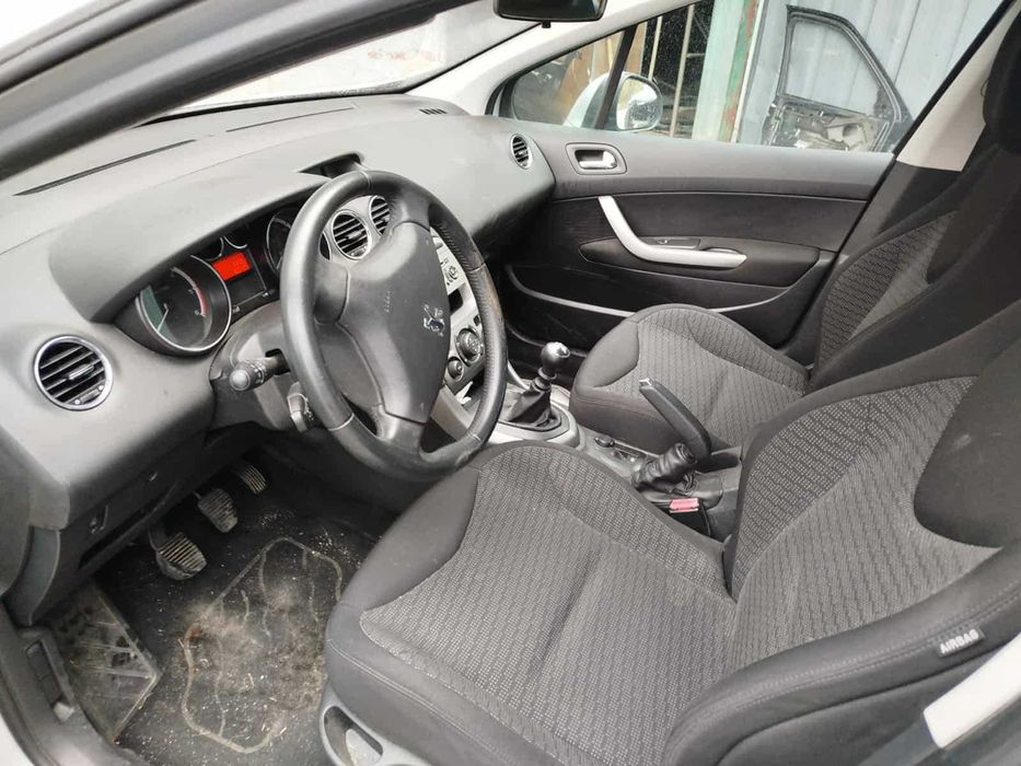 Para peças Peugeot 308 SW 1.6HDI ano 2010