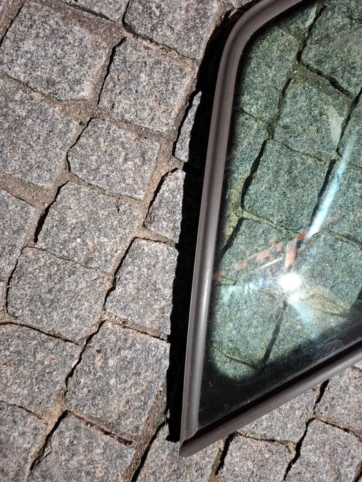 Vidros laterais mala Audi A4 B5 8D carrinha originais como novos