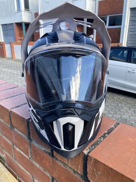 Vendo Capacete LS2 Explorer