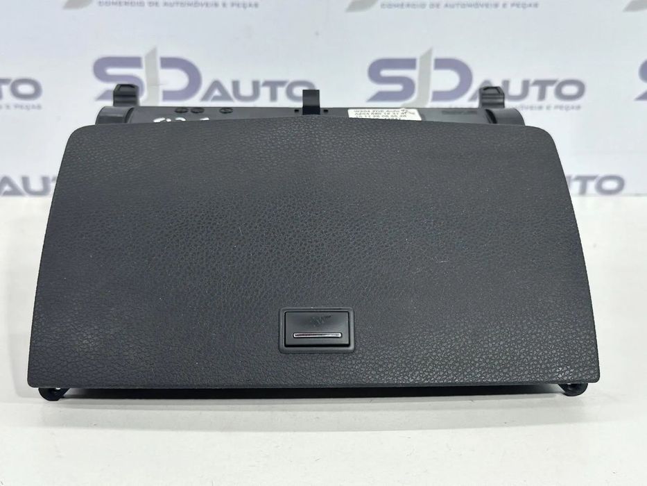 Ecrã / Display Rádio - Mercedes C (W204)