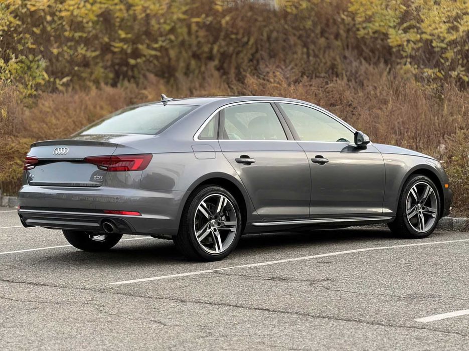 Audi A4      2018