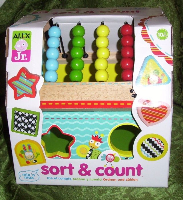 Развивающая деревянная еко игрушка Домик-сортер ALEX Toys