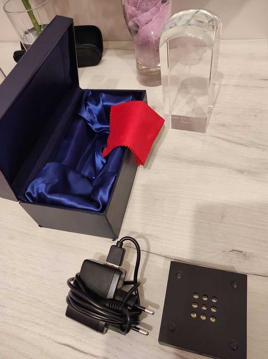 Statuetka Kolumna Kryształ Grawer Życzenia Hubert