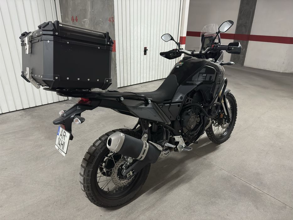 mota yamaha ténéré  pouco uso.