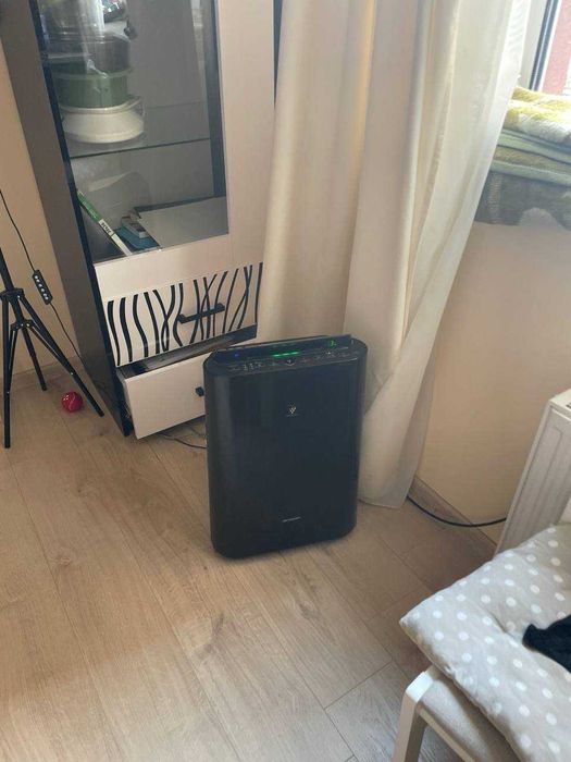 Очисник повітря Sharp KC-D40EUB з функцією зволоження