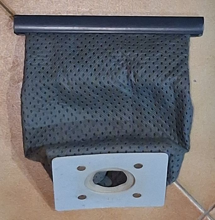 Aspirador Zanussi com saco reutilizável de 1600 Watts