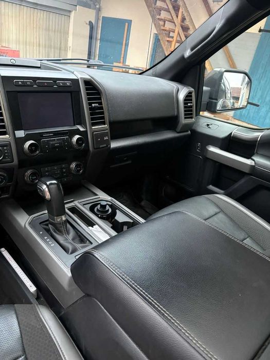 Бампер FORD RANGER запчастини ФОРД РЕНДЖЕР розборка