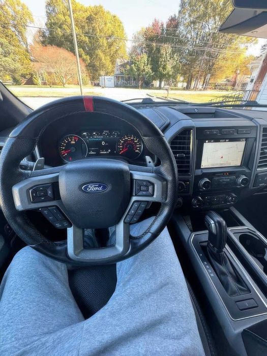 Ford F-150 Raptor      2018