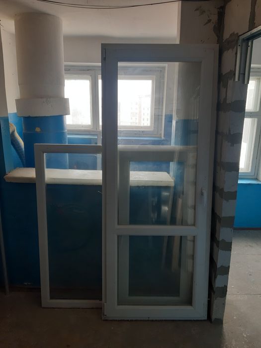 Балконні двері та рама