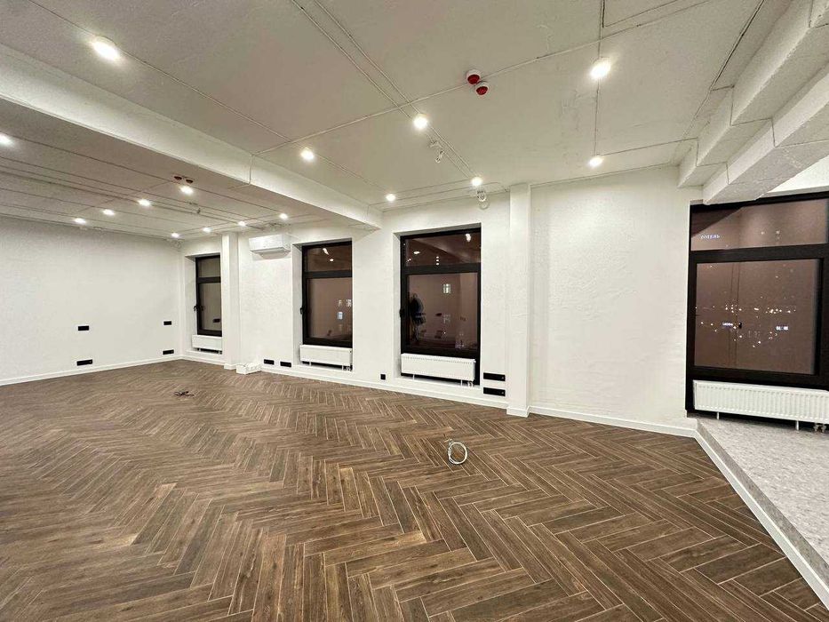 Без %! Оренда нового, сучасного офісу в центрі, Хрещатик (600 кв.м.)