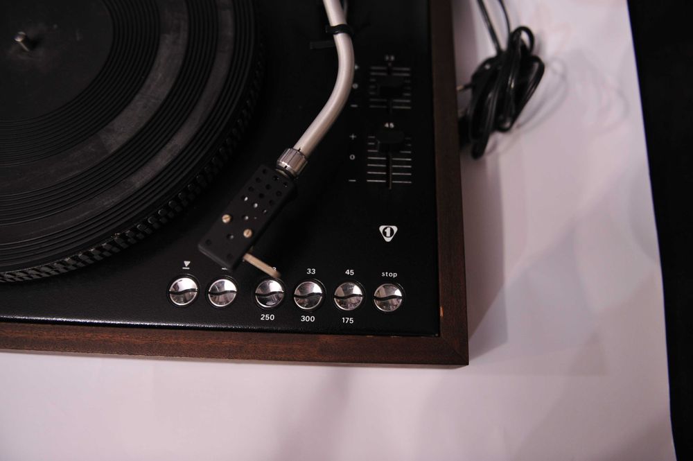 Gramofon Daniel 1100 fs