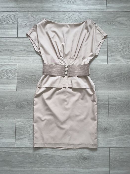 Плаття платье сукня з баскою Mees