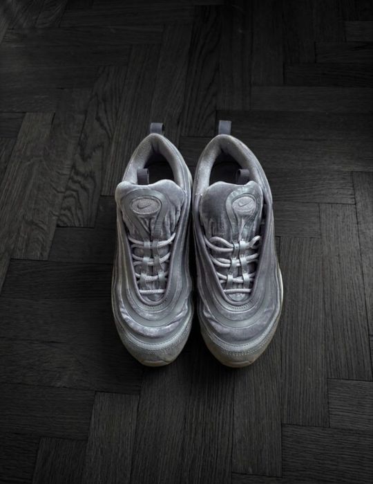 Кросівки Nike сірі
