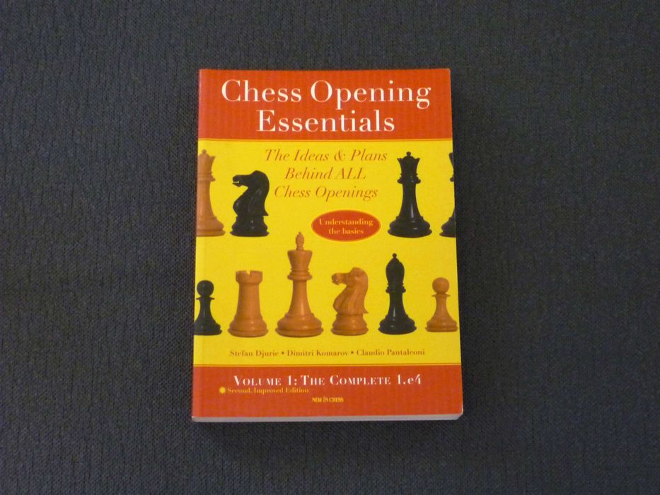 Livro Xadrez Chess Openings Essentials volume 1 Djuric Komarov Pantaleoni