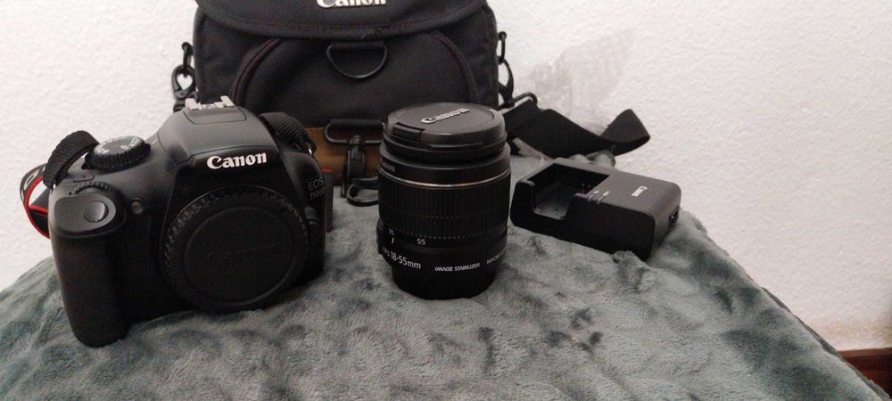 Câmara Fotográfica Canon Eos 1100D