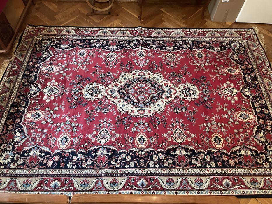 Продам немецкий шерстяной ковер фирмы Herat