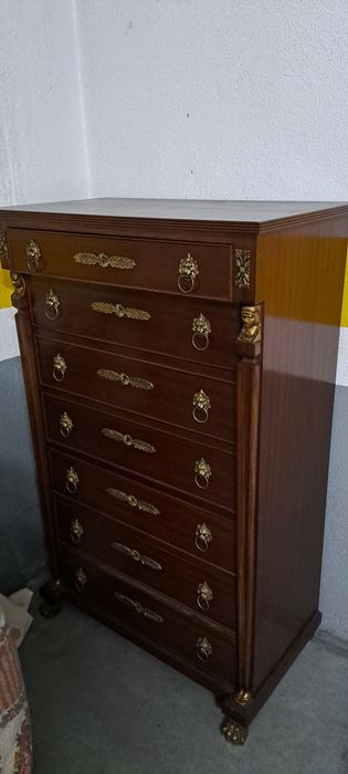 Movel para sala Bar com 4 gavetas