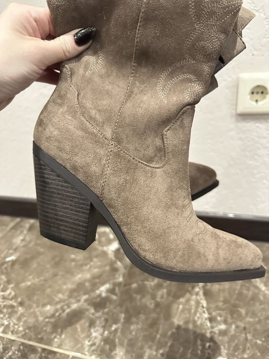 Козаки,чоботи  ковбойки