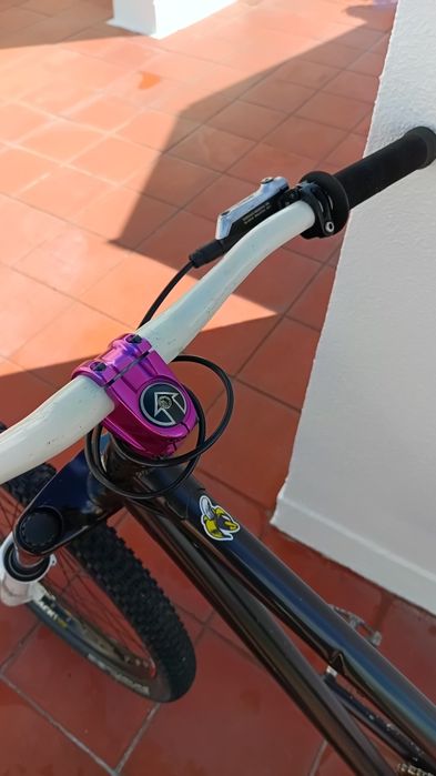 Dirt Jump Saracen Amplitude CR2