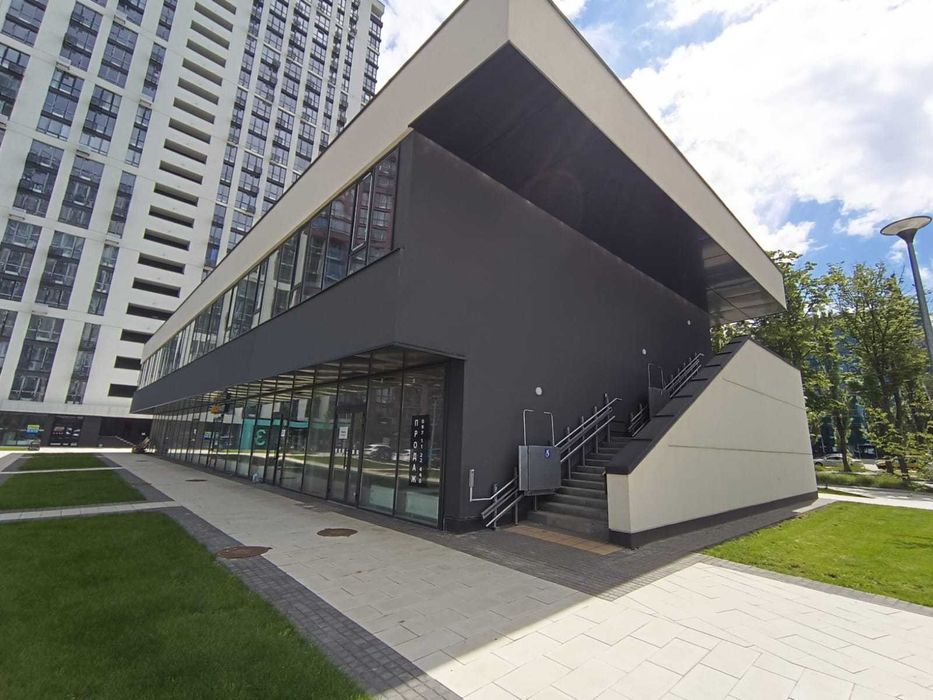 ЖК Диброва Парк. Фасадное помещение "Open Space" 51 м2