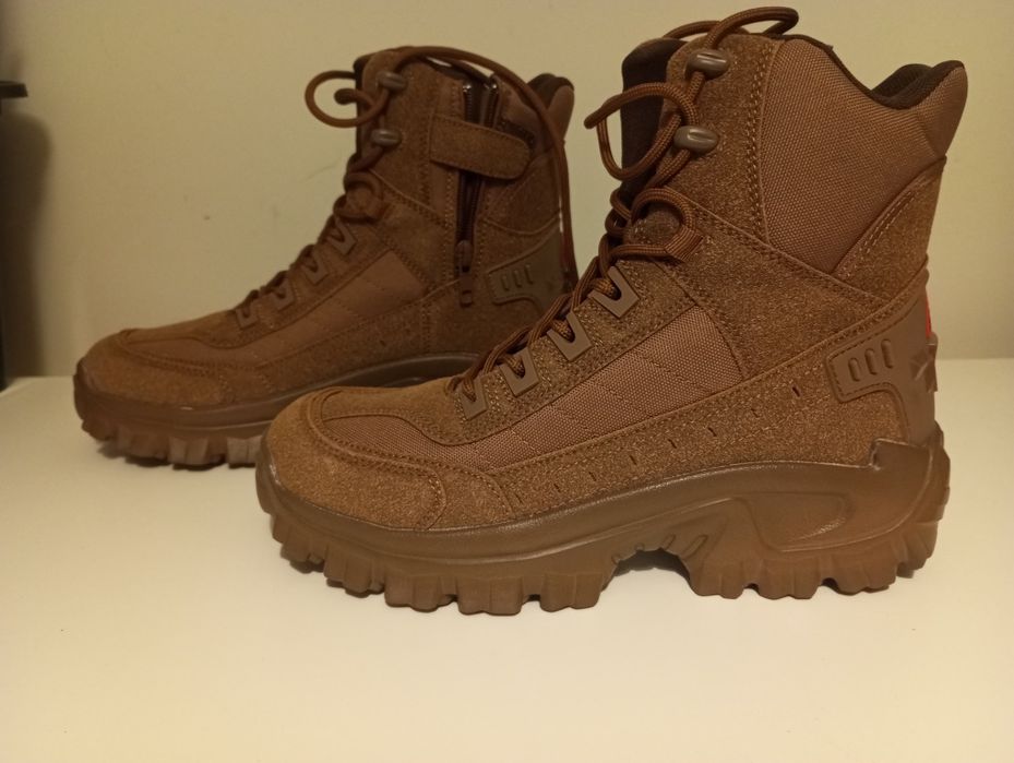 Buty trekkingowe r. 25,5cm