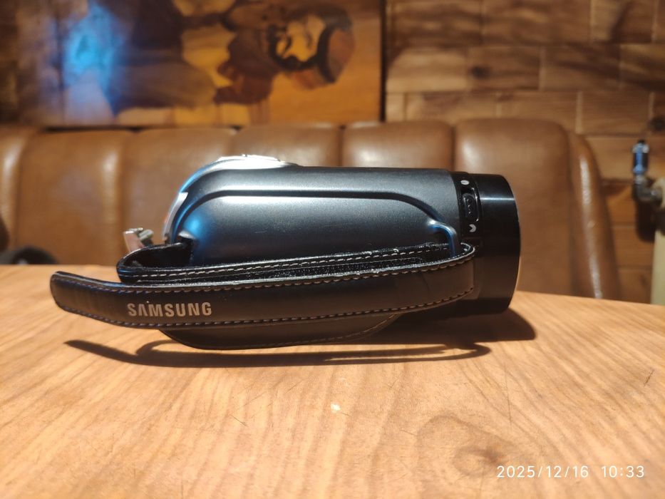відеокамера Samsung SMX-F30