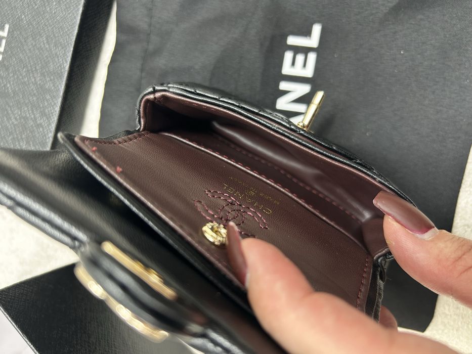 Брелок в стилі Chanel