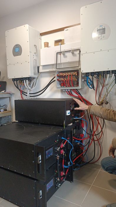 Щит силовий для об'єднання акумуляторів