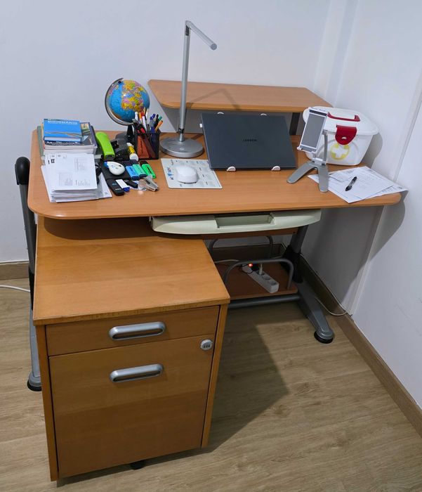 Secretaria com modolos