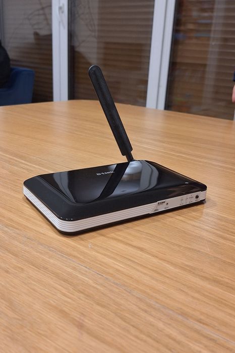 Router D-Link DWR-921 4G LTE – stan idealny