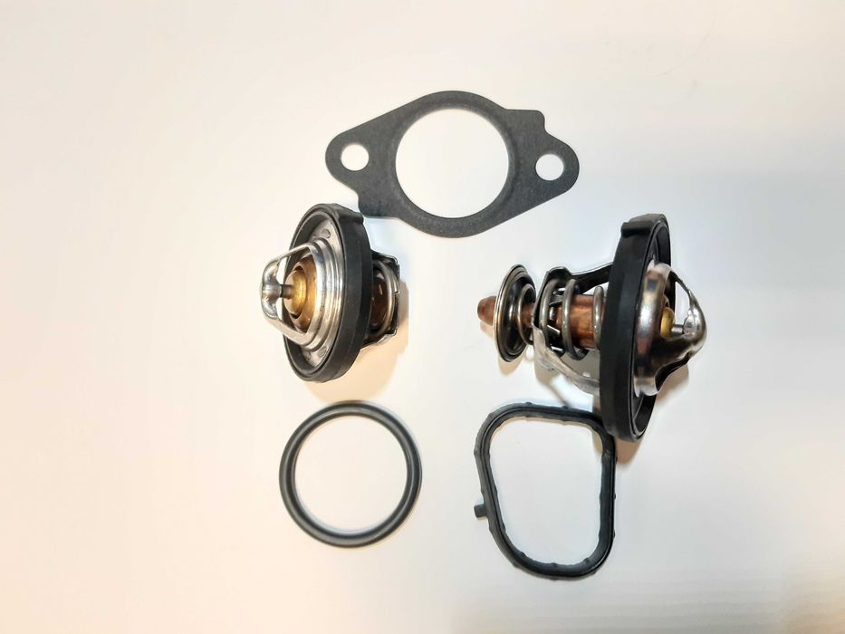 Комплект термостатов Jeep Compas Patriot Dodge Journey с прокладками