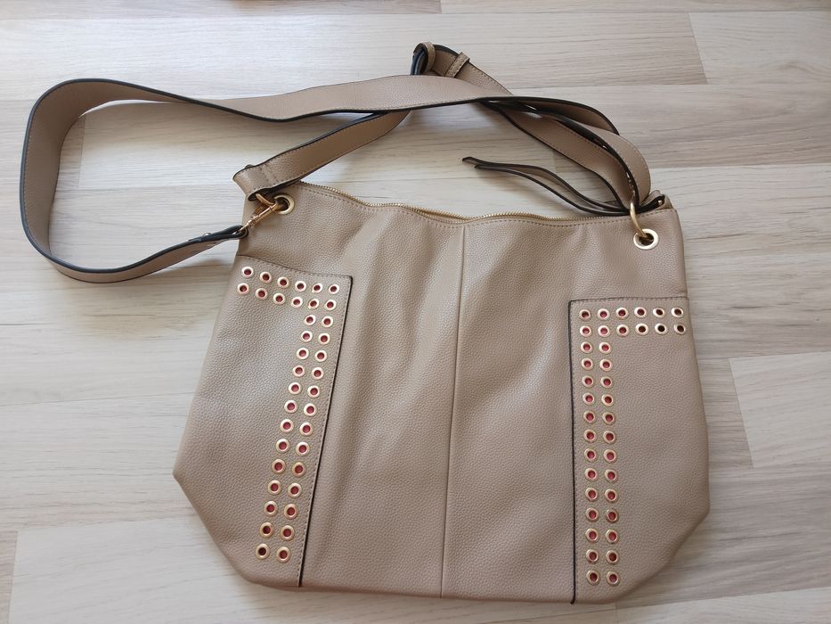 Torebka beżowa na ramię