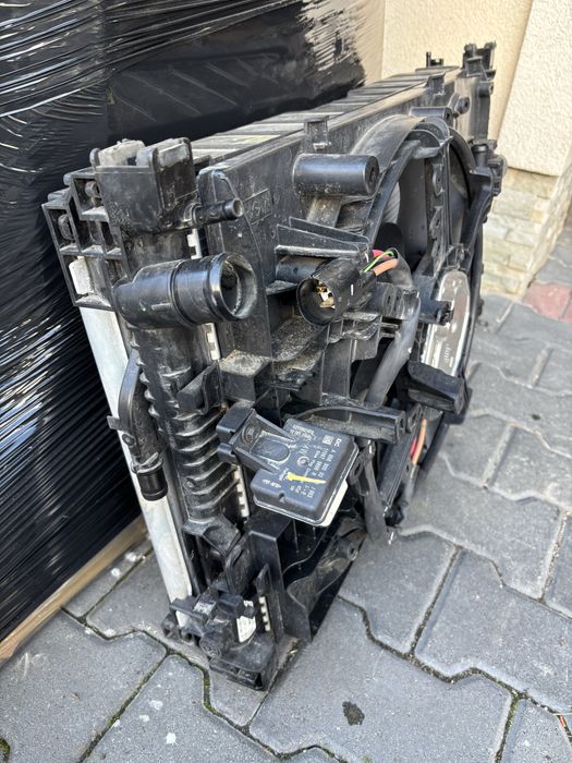 Renault express 1,5 dci 1.3 pas przedni komplet chlodnic wentylator