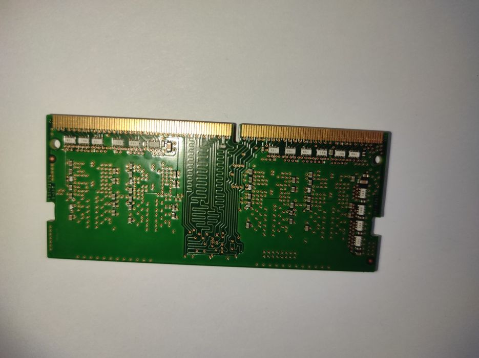 Оперативна пам'ять SkHynix DDR4 4ГБ 2400 МГц